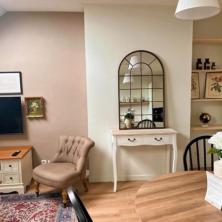 The Brick House - Appartement Renoir Ла Рош-Гийон Екстериор снимка