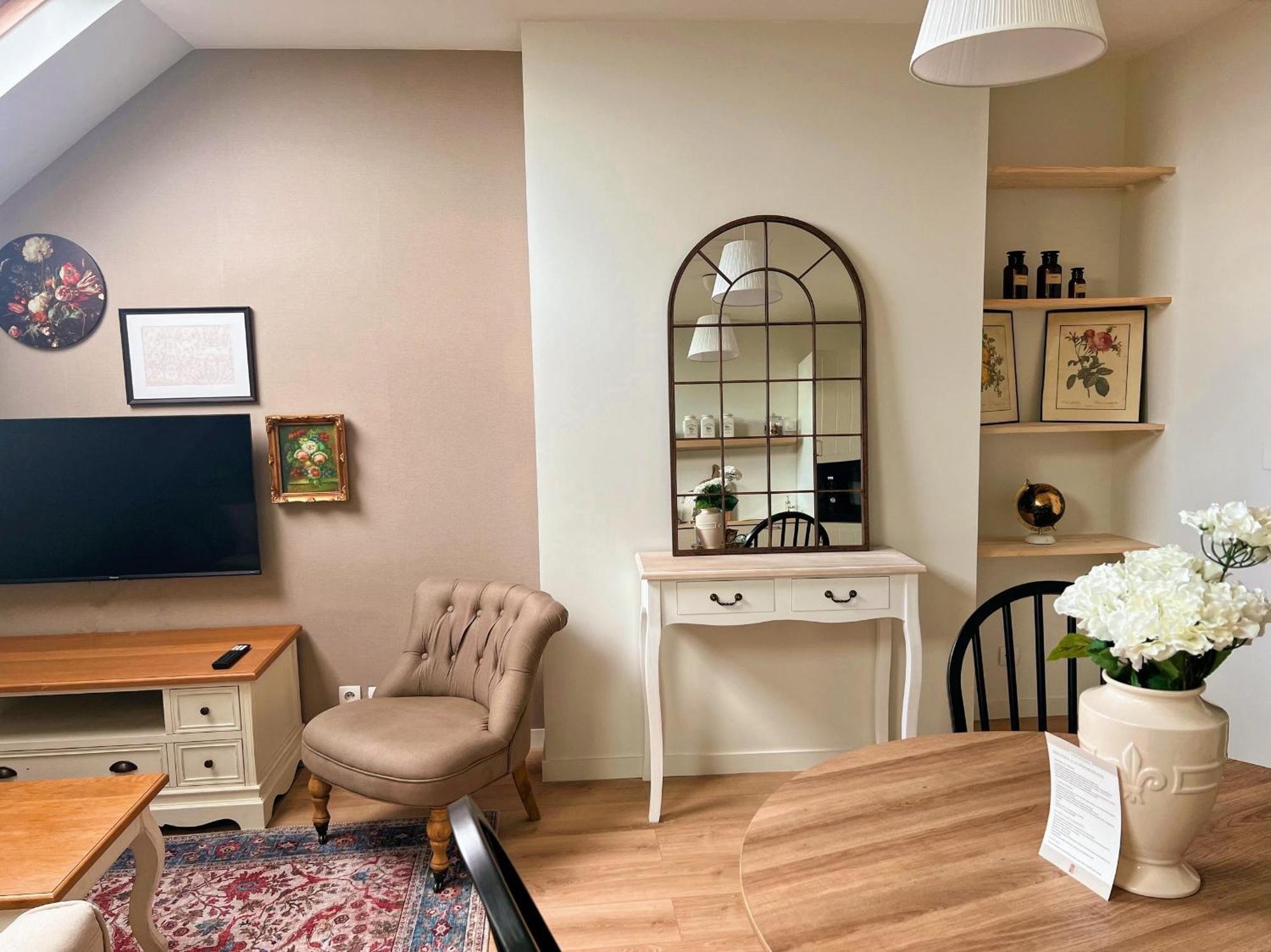 The Brick House - Appartement Renoir Ла Рош-Гийон Екстериор снимка